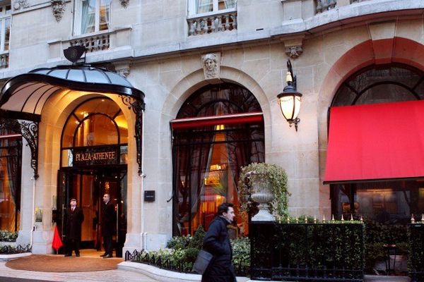 Façade Hotel Plaza Athenee