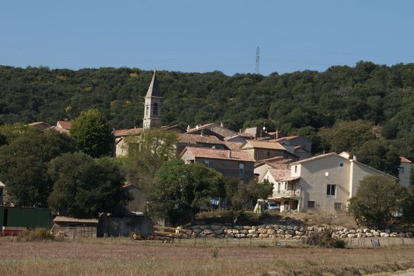 Les écoles primaire et maternelle de Saint-Julien-le-Rosiers sont temporairement fermées 