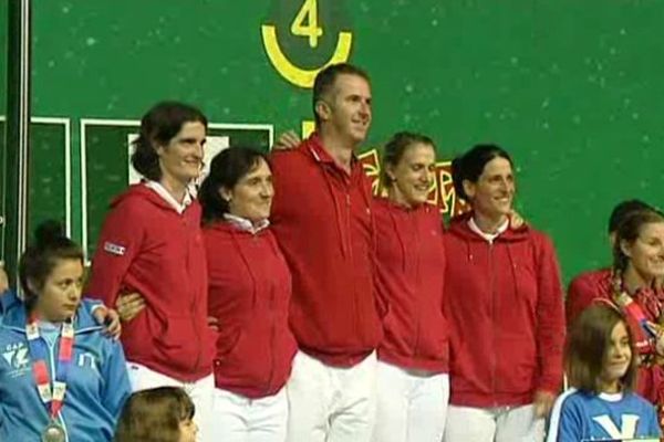 Médaille d'or pour l'équipe de France féminine de pelota gomme