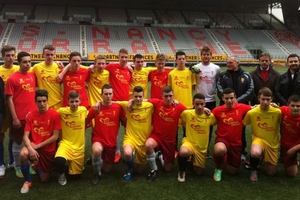 18 jeunes Lorrains en partance pour l'Amérique du Sud. Stade Marcel Picot - Nancy - 04/03/2014