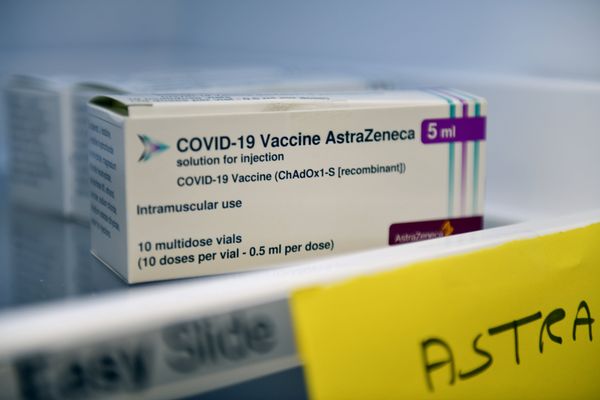 Vaccin AstraZeneca - 2021.