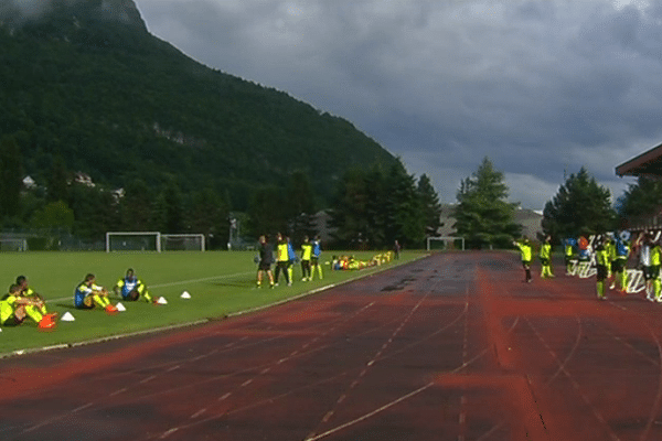 Le FC Nantes en stage à Annecy et sous la pluie