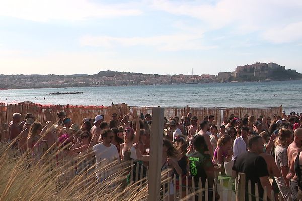 Créé en 2003, le festival Calvi On The Rocks génère d'importantes retombées économiques sur la Balagne.