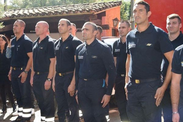 Les hommes du Bataillon des Marins Pompiers de Marseille dépéchés dans les Alpes Maritimes après les inondations de samedi.