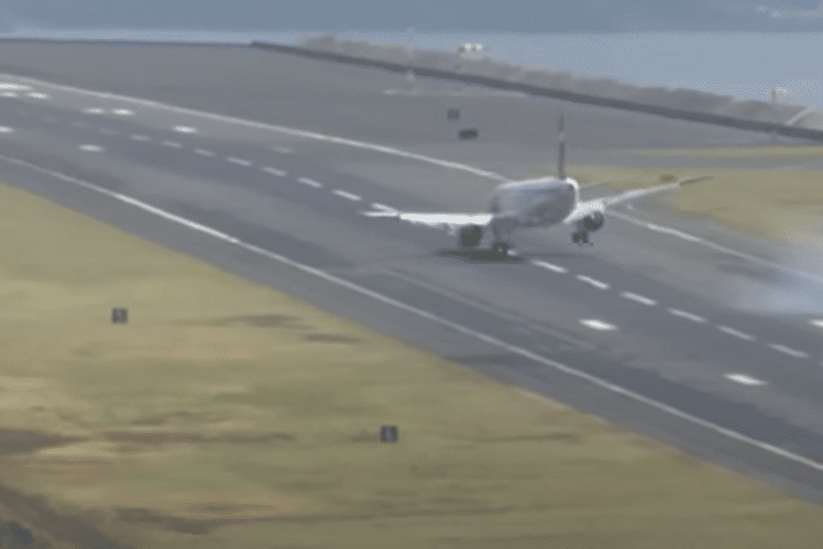 VÍDEO.  Imagens de tirar o fôlego de um Airbus A321 pousando em um dos aeroportos mais perigosos do mundo