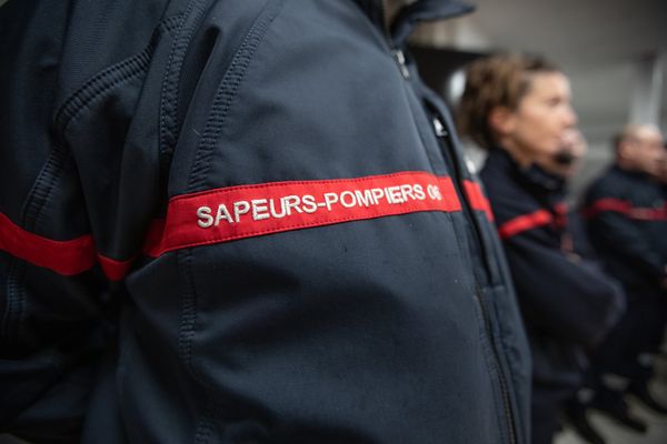 Les pompiers sont venus en nombre porter secours aux personnes qui avaient ingéré des "space cakes".