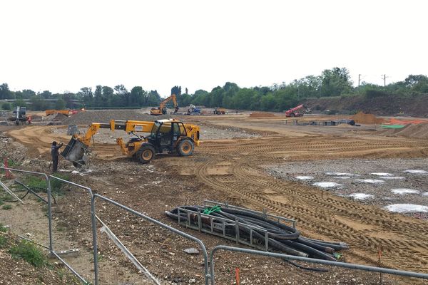 5 mai 2020- Le chantier de "Parc en Seine" à Tourville-la-Rivière
