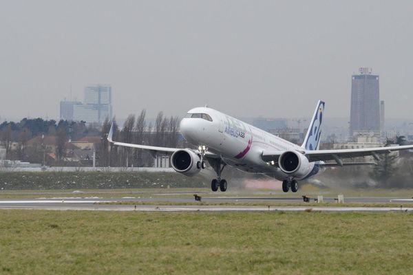 L'A321neo LR à son décollage du Bourget