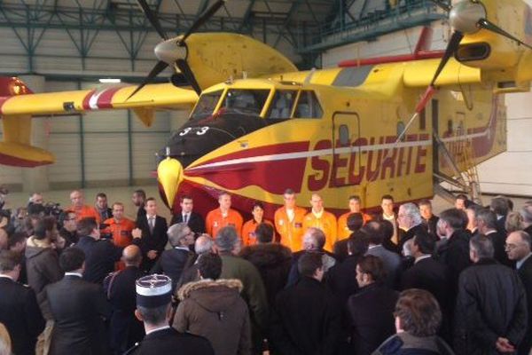 le ministre de l'intérieur en visite à Nîmes garons