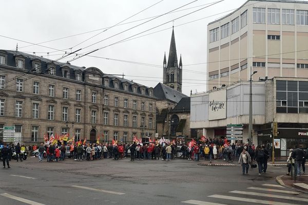 La manifestation contre la réforme des retraites, carrefour Tourny, le 24 septembre 2019, avait rassemblé 200 personnes.