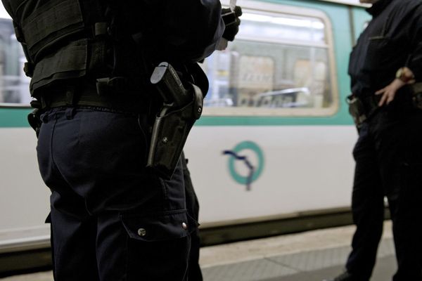 La police dans le métro parisien, en avril 2014 (illustration).