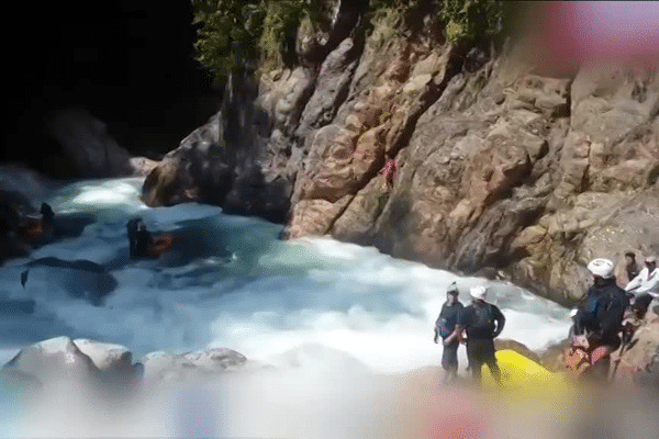 La rivière dans laquelle le corps du kayakiste haut-viennois est coincé est particulièrement difficile d'accès pour les secours