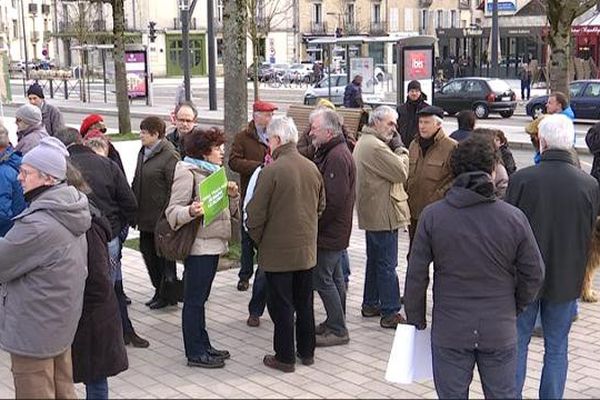 Manifestation à Dijon contre le projet d'aéroport à Notre-Dame-des-Landes 