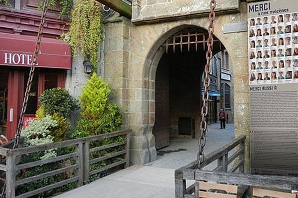 Le pont-levis à l'entrée du Mont-Saint-Michel