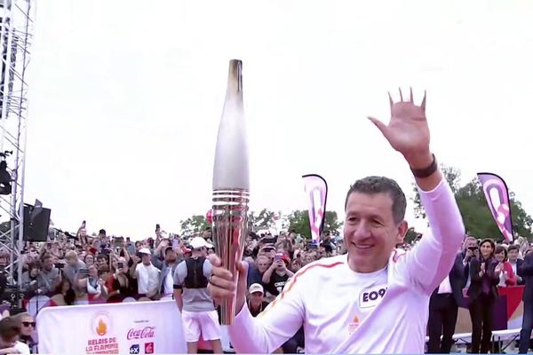 Dany Boon a allumé le chaudron à Lille ce mardi 2 juillet 2024.