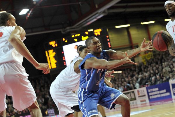 Justin Gray (Cholet - Poitiers en novembre 2012)