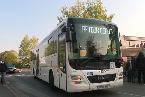 Un mouvement social dans l'entreprise Keolis débute ce lundi 14 octobre, entraînant des perturbations sur le réseau, notamment dans les transports scolaire et sur les lignes interurbaines.