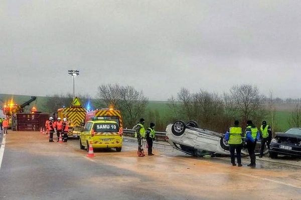 Suite à un accident l'autoroute A5 est coupée dans le sens Paris Troyes à hauteur de Vulaines.