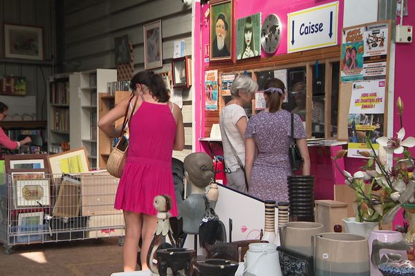 Illustration / L'opération aura lieu dans tous les centres Emmaüs du département de l'Indre-et-Loire jusqu'au 11 septembre.