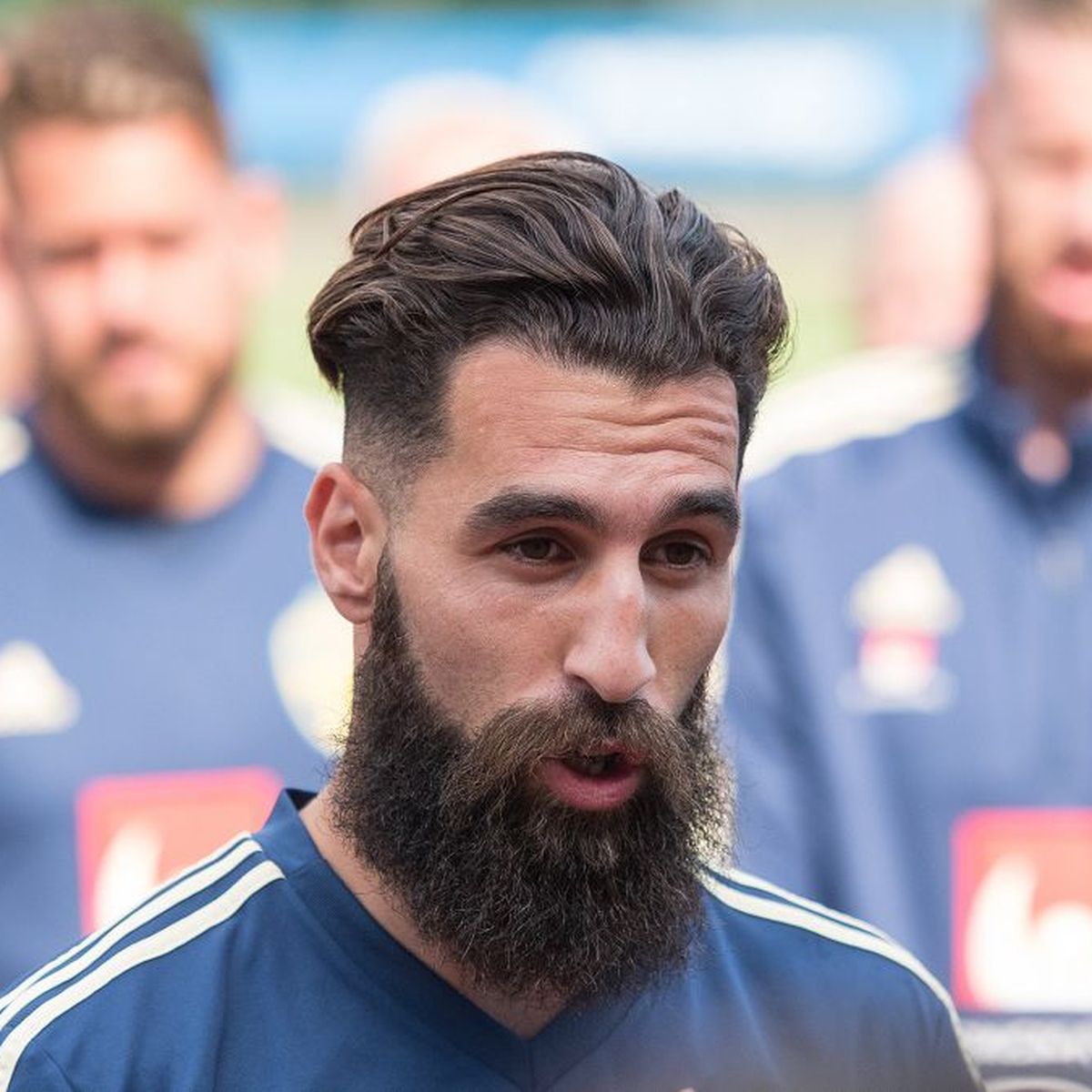 Suede Angleterre Focus Sur Durmaz Le Joueur Suedois Du Tfc Devenu Symbole Antiraciste