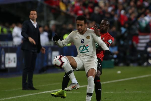 Neymar et le PSG face au Stade Rennais en finale de la Coupe de France, le 27 avril 2019 au Stade de France.