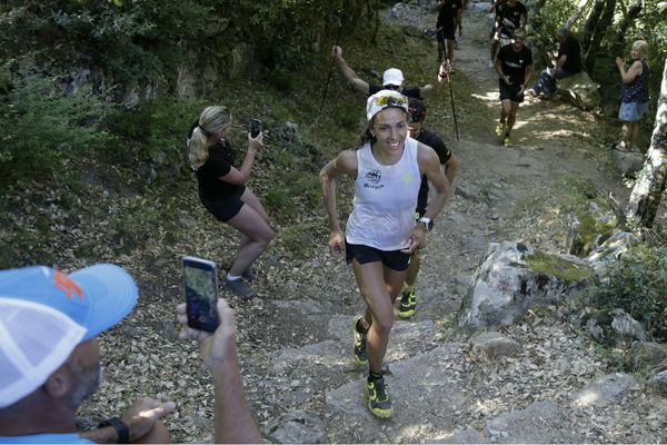 La traileuse Anne-Lise Rousset Séguret a décroché le record féminin sur le GR20 (Corse) et raconte son aventure dans un film.