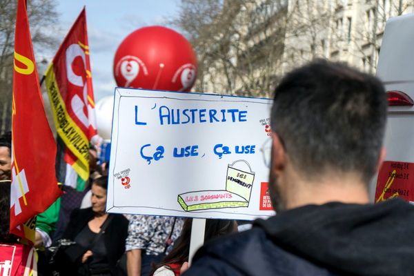 Un appel à manifester le 1er mai partout en France, en cette nouvelle fête du travail.