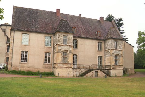 L’hôtel de ville de Cluny.