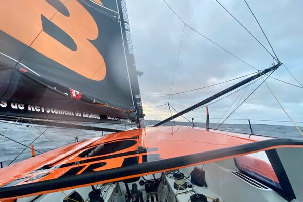 Une photo prise par Kevin Escoffier ce lundi 30 novembre sur la route du Vendée Globe avant qu'il active sa balise de détresse