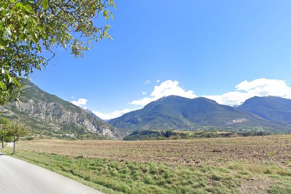 Les recherches se concentrent ce vendredi 12 juillet sur le secteur de Montdauphin pour retrouver le planeur disparu depuis mercredi avec deux personnes à bord.