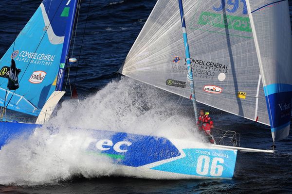 Jean-Pierre Dick avec Vibrac-paprec 3 est en tête du Vendée Globe