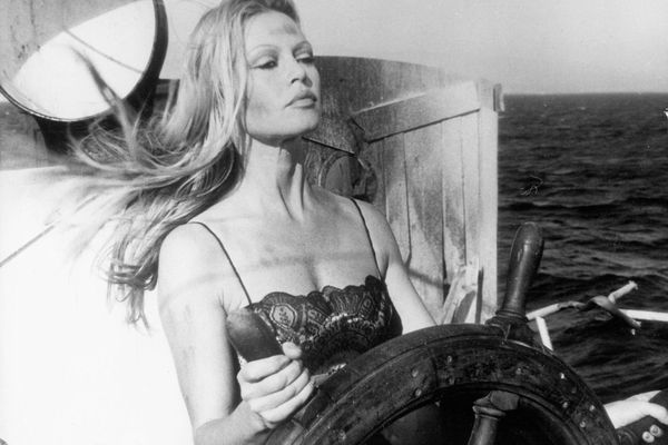 Elle accompagne Brigitte Bardot depuis ses tout débuts… De Nice à Saint-Tropez, de Villefranche à Cannes, la Grande Bleue, la mer Méditerranée !