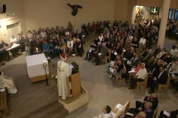 Désormais, chaque mois, une messe en arabe sera célébrée en l'église Saint-Pierre-du-Lac de Montigny-le-Bretonneux (Yvelines).