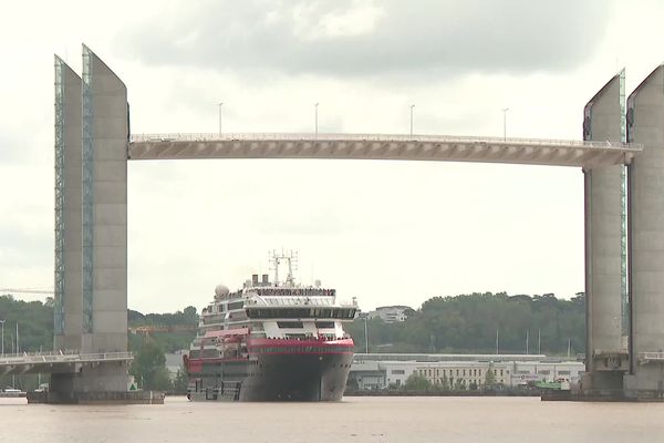 Un paquebot norvégien à Bordeaux ce lundi.