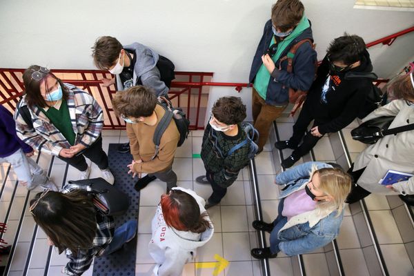 Illustration. Cinq syndicats ont appelé à une "grève sanitaire" nationale dans les collèges et lycées. Un rassemblement doit avoir lieu à Limoges, ce mardi 10 novembre.