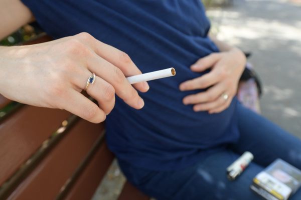 En 2021, 51% des mères ayant des enfants de cinq ans ou moins sont parvenues à réduire leur consommation de tabac durant leur grossesse selon Santé Publique France.