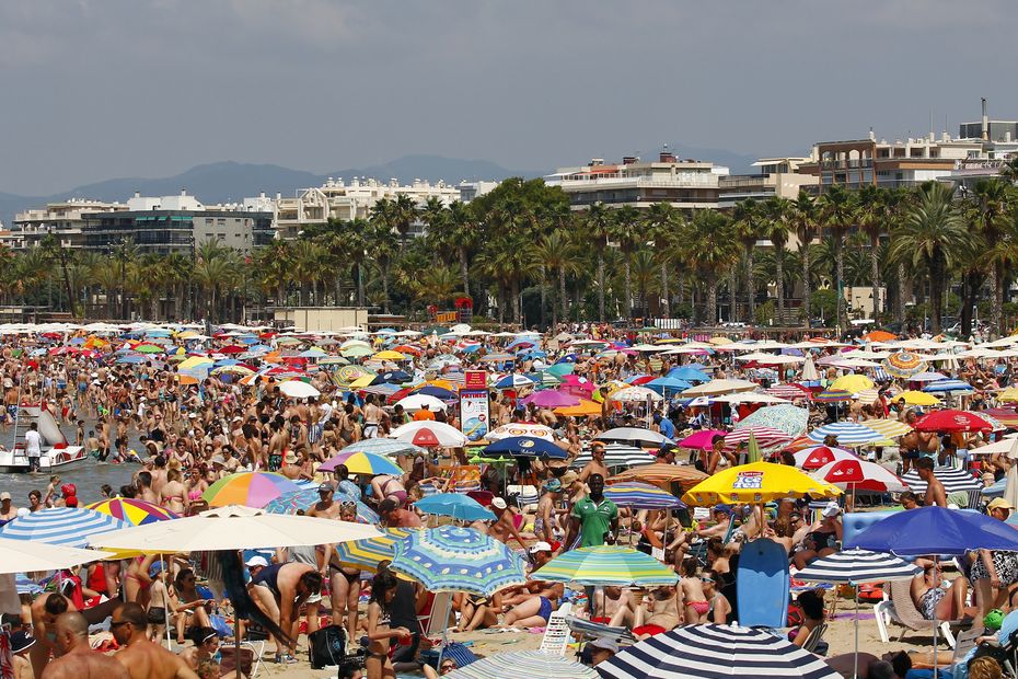 Cambio climático.  ¿Cómo piensa España adaptar las vacaciones escolares para limitar el impacto del calor extremo, un ejemplo que Francia puede seguir?