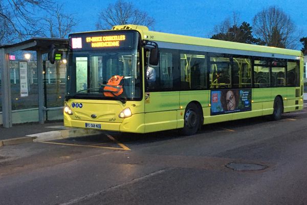 Lors de la grève du lundi 29 janvier 2024, les bus de la ligne 3 circuleront bien, mais toutes les 35 minutes seulement.