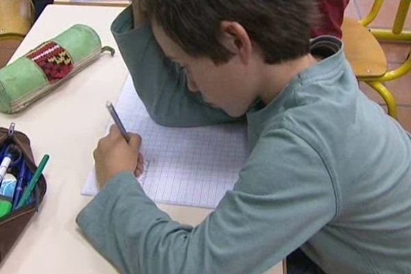 A l'école Maurice Bécanne, on fait déjà les devoirs en classe depuis un an