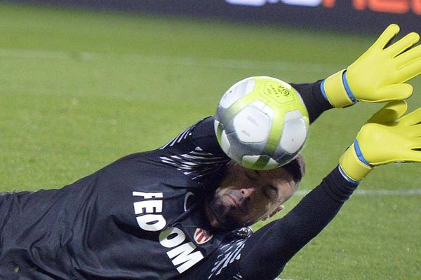 Danijel Subasic, gardien de l'AS Monaco, brillant mercredi soir n'a pourtant pas réussi à sauver son équipe d'une nouvelle défaite à Nantes (15ème journée de Ligue 1).