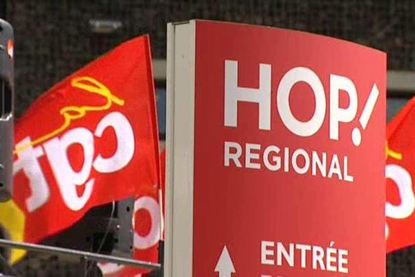 Le 15 juin 2015, les salariés de Hop avait débrayé pour protester contre la suppression de 27 postes à Clermont-Ferrand et Lille.