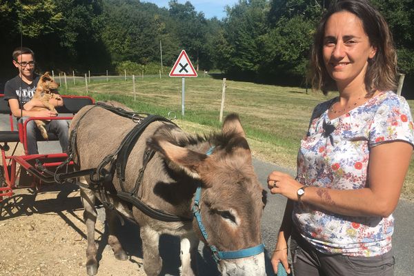 Céline avec l'un de ses huit chouchous. 