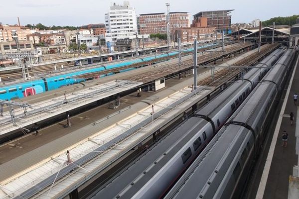 A Toulouse-Matabiau, le trafic est interrompu en provenance de Auch et ce, jusqu'au 13 novembre.