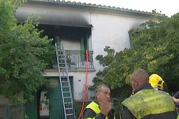 Le Soler (Pyrénées-Orientales) - un mort dans l'incendie d'une maison - 5 octobre 2015.