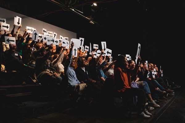 Les sectateurs du Théatre du Rond-point sont invités à donner leur avis pendant la pièce Kevin