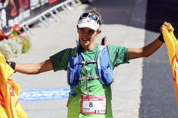 XAVIER THEVENARD REMPORTE L'UTMB 2015