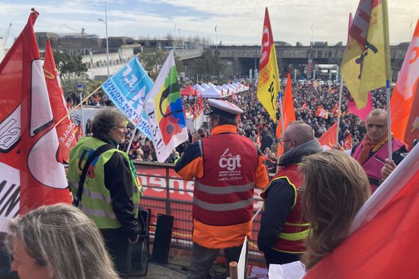 Les manifestants nazairiens sont plus nombreux que lors de la manifestation du samedi 11 mars selon l'intersyndicale.