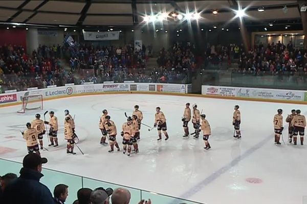 Victoire à domicile 4-2 et bonne opération pour les Rapaces