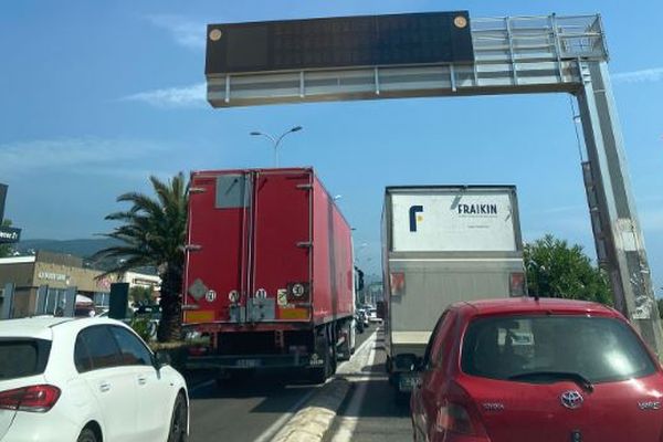 Embouteillage à l'entrée sud de Bastia.