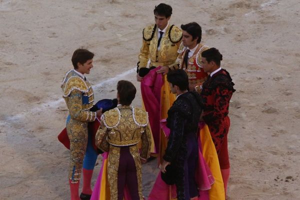 Juan Leal a offert le combat du dernier toro à Juli, Manzanares, Perera, Ralavante et Jiménez Fortes.